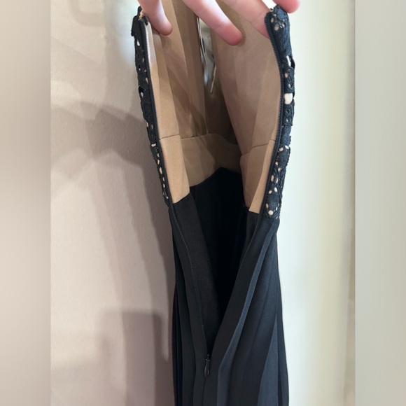 NWOT black and tan lace pleated heartloom dress - Picture 10 of 11